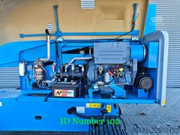 Genie S-45 Trax 4x4