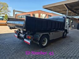 Isuzu NPR 75 4x2 Hyvalift Hooklift!