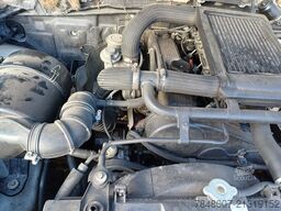 MITSUBISHI L 200