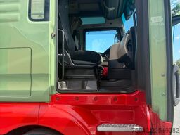 MAN TGX 18.460 XXL LLS-U 2 TANKS STANDKLIMA