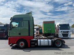 MAN TGX 18.460 XXL LLS-U 2 TANKS STANDKLIMA