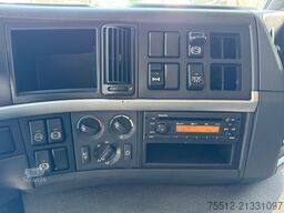 Volvo FM 330 / I-Shift / Euro 5 / TUV:4-2026 / NL Truck