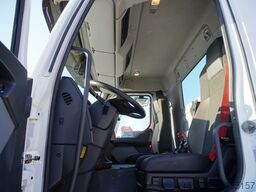 Renault C280 DTI 8 / HDS Fassi F135A.22 / remote