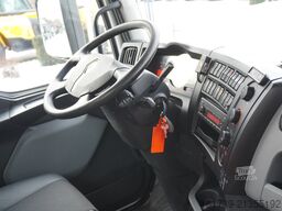 Renault RENAULT C280 DTI 8 / FASSI crane 8 m