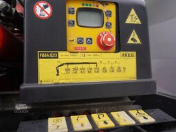 Mercedes-Benz Arocs 2633 flatbed truck / Crane FASSI