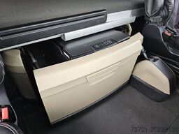 M.A.N. 18.500 TGX XLX 2X TANK NIGHT AC