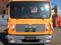 MAN 8.180 TGL von Behörde / Ruthmann K130 /UVV 12-26