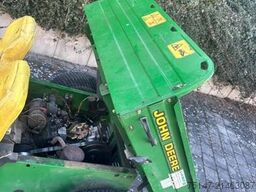 John Deere Gator 4x2 Benzin Kipppritsche Golfplatz Golfcar