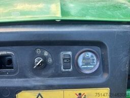 John Deere Gator 4x2 Benzin Kipppritsche Golfplatz Golfcar