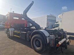 MERCEDES-BENZ 1831 Actros Abrollkipper AHK 3-Sitzer Feuerwehr