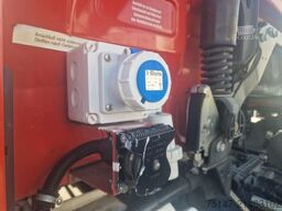 MERCEDES-BENZ 1831 Actros Abrollkipper AHK 3-Sitzer Feuerwehr