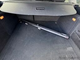 AUDI A4 Avant Attraction PKW Kombi Klima Radio