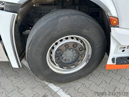 Hulleman Trucks & Machinery BV Hulleman Trucks & Machinery BV Hulleman Trucks & Machinery BV