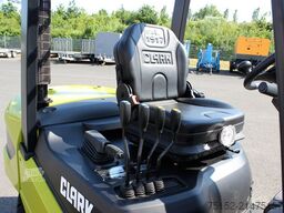 Clark GTS 33 Dieselantrieb