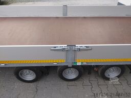 Eduard EDUARD 5522 Multitransporter Bordwände 30cm  56cm lfh Tridem Auffahrrampen verfügbar