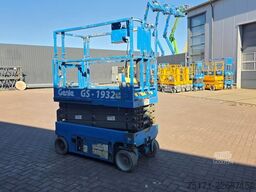 Genie GS1932 Electric, Working Height 7.8 m, 227kg Capac