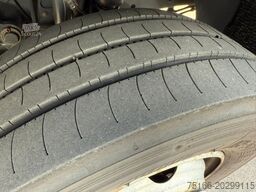 MERCEDES-BENZ ATEGO 1023 L Koffer 6,20 m LBW 1,5 T*Klima*AHK