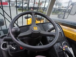 JCB 535-95 / 3.5 T / range 9.5 m / joystick