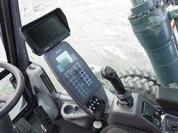 ATLAS 250MH material handling excavator