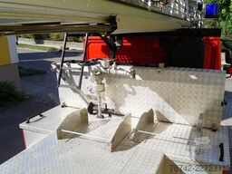 MAN LE 14.260 4x2 / Feuerwehr-Drehleiter DLK 23-12
