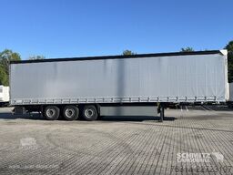 Schmitz Cargobull Curtainsider Standard Getränke