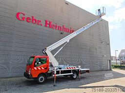 Multitel MT222 Nissan Cabstar 35.12 NT400