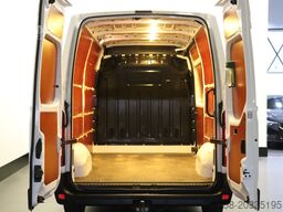 Renault Master 2.3 dCi 135PK L2H2 EURO 6 - Airco - Navi...