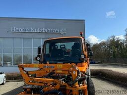 Mercedes-Benz Unimog U 400L