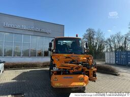 Mercedes-Benz Unimog U 400L
