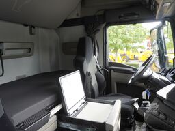 MAN TGX 26.480 6x2 / 70 tho. km!!! / KRONE