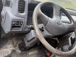 Nissan Cabstar