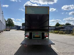 Pacton TBD.3 13.6M Liftas + Stuuras 2.500KG Laadklep