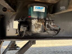 Pacton TBD.3 13.6M Liftas + Stuuras 2.500KG Laadklep