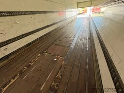 Pacton TBD.3 13.6M Liftas + Stuuras 2.500KG Laadklep