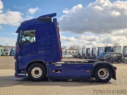 Volvo FH 13.500 Globetrotter 4x2 - I Save - PTO/Hydra...