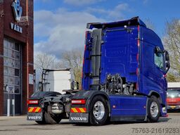 Volvo FH 13.500 Globetrotter 4x2 - I Save - PTO/Hydra...