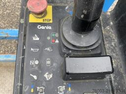 Genie GS4390 - 15,11m, diesel, 4x4