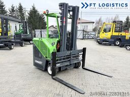 Combilift CB3000 DIESEL TRIPLEX 5550 SIDE SHIFT