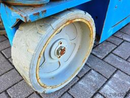 Genie GS2632 Electric, 10m Working Height, Non Marking T