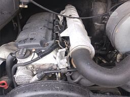 Mercedes-Benz 616 CDI 5-seater flatbed truck as a repair object