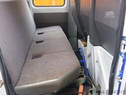 Mercedes-Benz 616 CDI 5-seater flatbed truck as a repair object