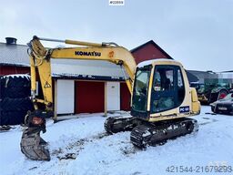 Komatsu PC60-7 crawler excavator with powertilt and 3 buck