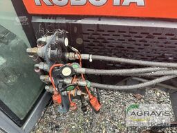 Kubota L2421 DHL