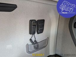 Scania S 520