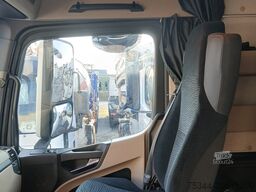 Mercedes-Benz Actros 1848