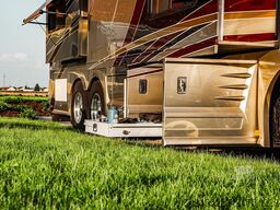 Country Coach Intrigue 530
