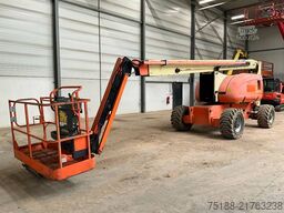 JLG 800 AJ