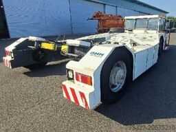 GHH AM 210 Air Mover Flugzeugschlepper