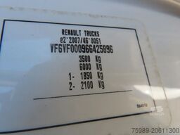 Renault Master 10,5 m, 3 seats, 3500 kg, euro6