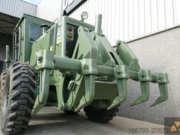 Caterpillar 130G Ex-army